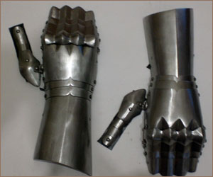 Латные рукавицы в готическом стиле #4